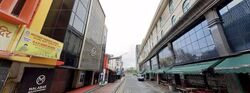 Desker Road (D8), Retail #598700481